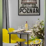 Chociszewskiego By Renters Apartmán